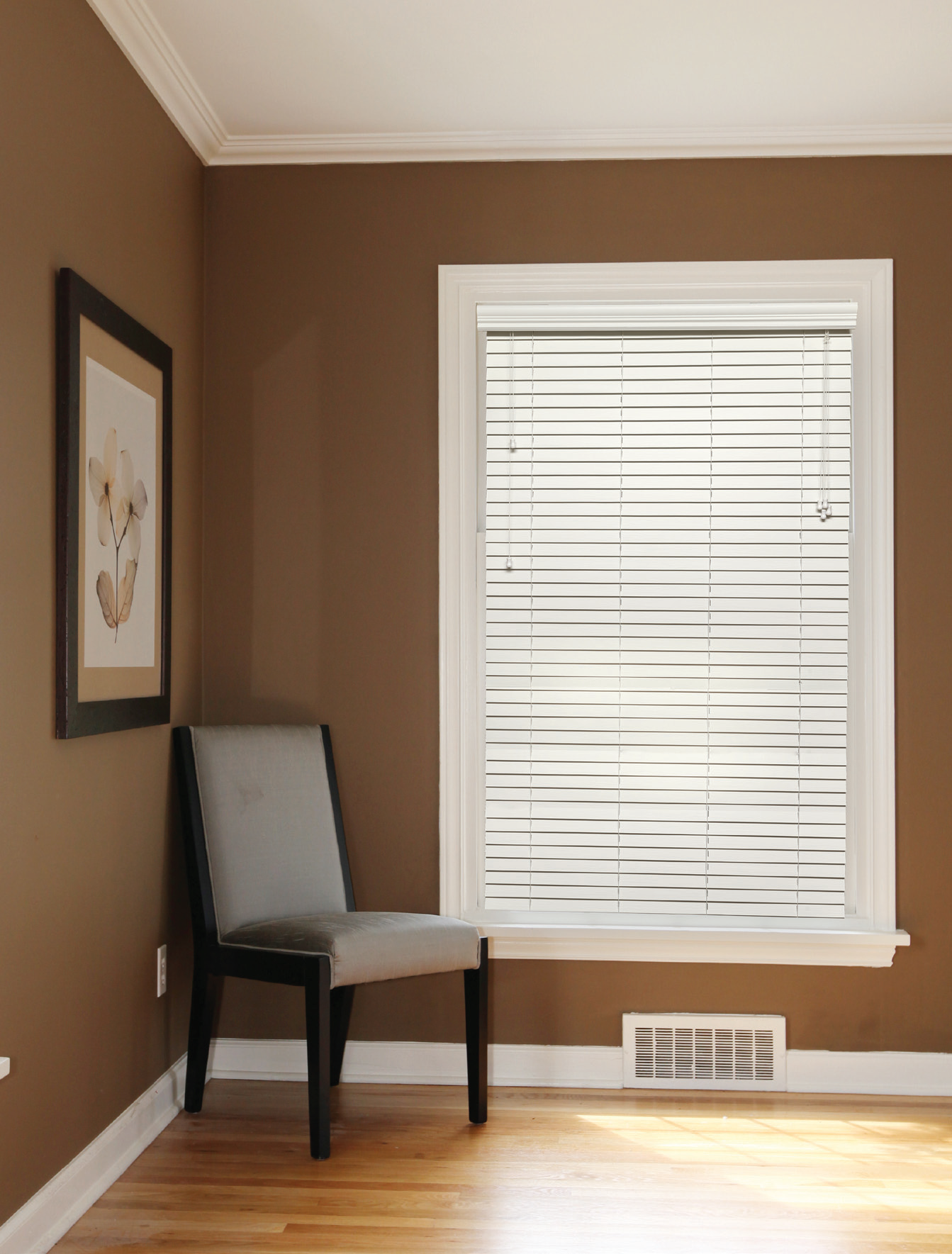 B2d & Super Value Faux Wood Blinds